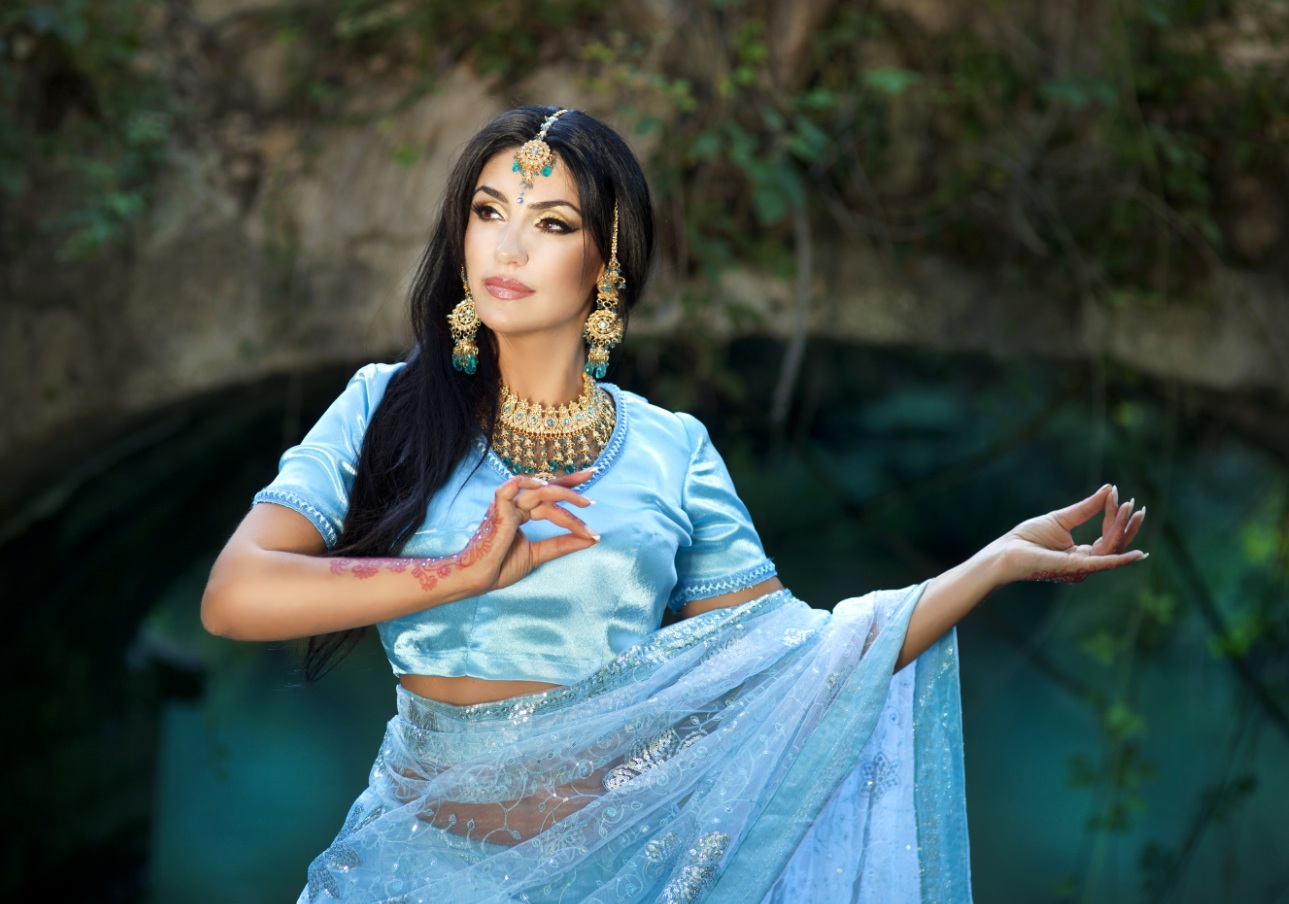 Йога в традициях Индии, красота и гармония духовного роста